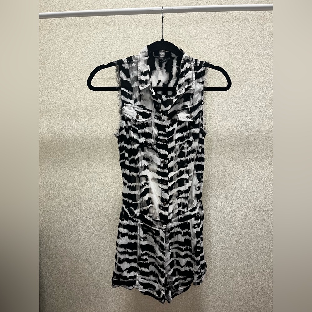 Guess Size S Open Back Romper